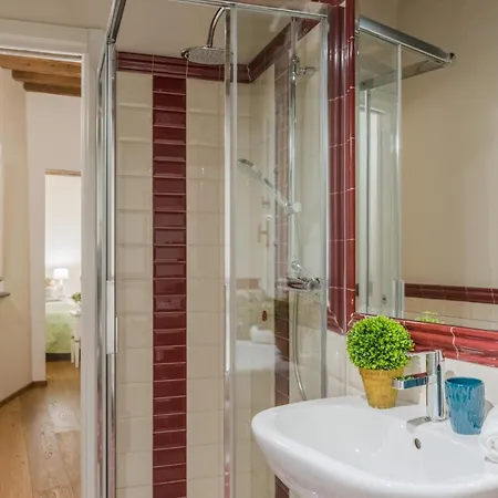 Paolino's 2 Bedrooms Close To Bus Terminal