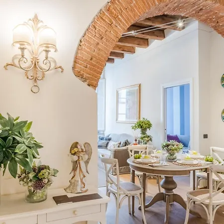 Apartment Paolino's 2 Bedrooms Close To Bus Terminal